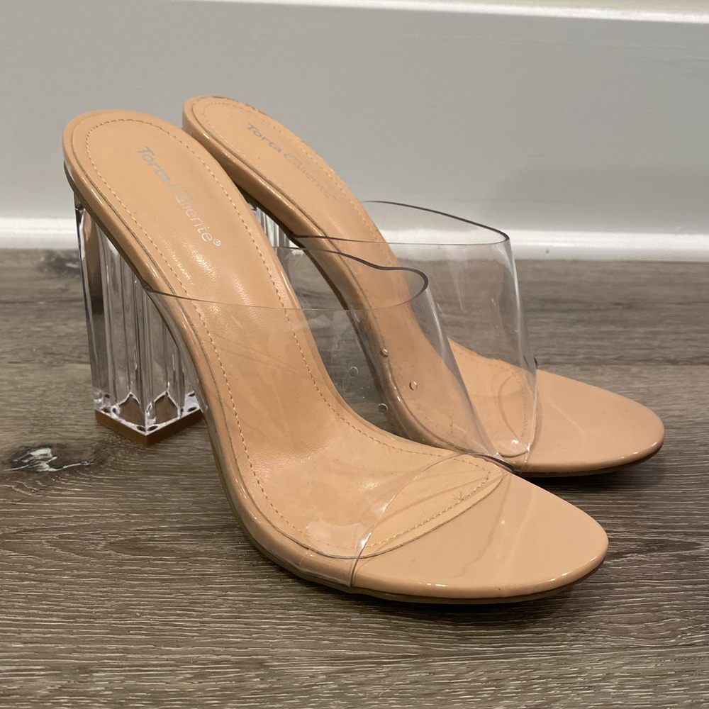 NWOT Clear Block Heel - Size 7